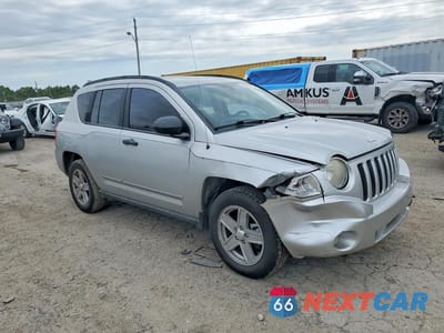 Czwarte zdjęcie samochodu z boku: 2008 JEEP COMPASS SPORT VIN:1J8FT47W58D519755 - miniatura