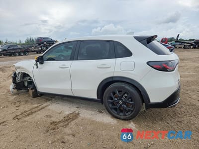 Drugie zdjęcie samochodu z przodu: 2025 HONDA HR-V SPORT VIN:3CZRZ1H52SM701054 - miniatura