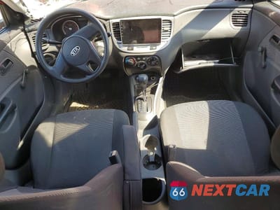 Zdjęcie 8 z 13 samochodu: 2010 KIA RIO 5D VIN:KNADH4A30A6680522 - miniatura