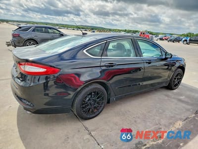 Trzecie zdjęcie samochodu z tyłu: 2015 FORD FUSION SE VIN:3FA6P0HD0FR258658 - miniatura