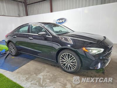 Czwarte zdjęcie samochodu z boku: 2025 MERCEDES-BENZ CLA 250 VIN:W1K5J4GB1SN509088 - miniatura