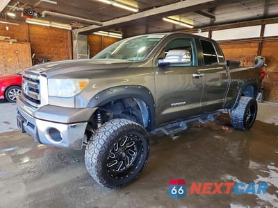 2011 TOYOTA TUNDRA DOUBLE CAB SR5 5TFUM5F10BX023887 - główne zdjęcie licytacji z USA - miniatura