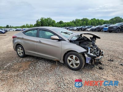 Czwarte zdjęcie samochodu z boku: 2014 HYUNDAI ELANTRA SE VIN:5NPDH4AE7EH537504 - miniatura