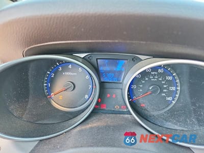 Zdjęcie 9 z 14 samochodu: 2012 HYUNDAI TUCSON GLS VIN:KM8JUCAC6CU491301 - miniatura