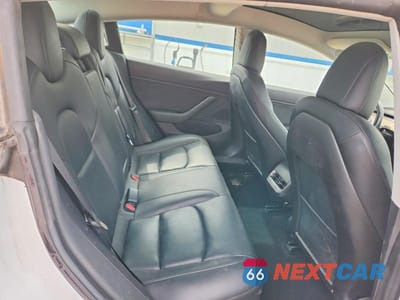 Zdjęcie 10 z 12 samochodu: 2019 TESLA MODEL 3 VIN:5YJ3E1EB5KF361551 - miniatura