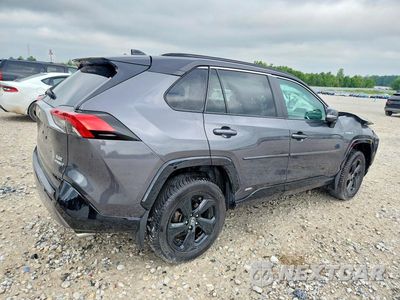 Trzecie zdjęcie samochodu z tyłu: 2020 TOYOTA RAV4 XSE VIN:2T3EWRFV3LW071575 - miniatura