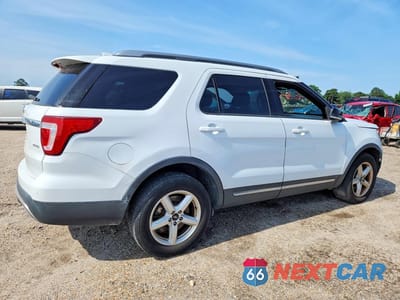 Trzecie zdjęcie samochodu z tyłu: 2016 FORD EXPLORER XLT VIN:1FM5K8D83GGB08298 - miniatura