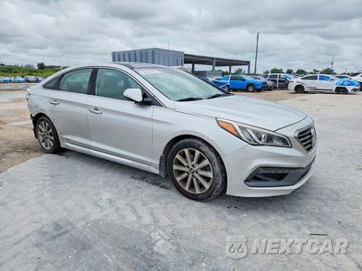 Czwarte zdjęcie samochodu z boku: 2016 HYUNDAI SONATA LIMITED VIN:5NPE34AF3GH405385 - miniatura