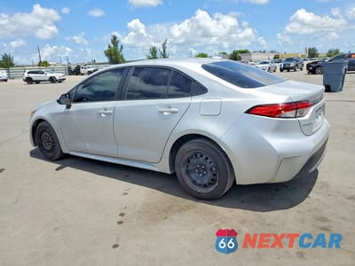 Drugie zdjęcie samochodu z przodu: 2024 TOYOTA COROLLA LE VIN:5YFB4MDE7RP095928 - miniatura