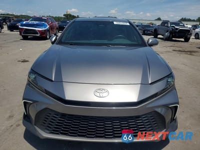 Piąte zdjęcie samochodu w środku: 2025 TOYOTA CAMRY SE VIN:4T1DAACK8SU547557 - miniatura