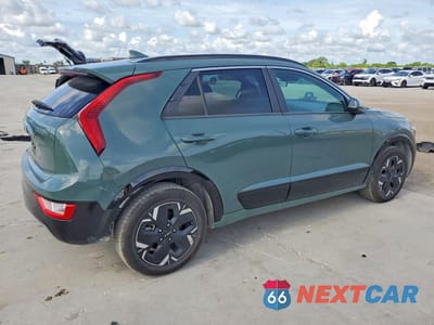 Trzecie zdjęcie samochodu z tyłu: 2024 KIA NIRO WIND VIN:KNDCR3L17R5090465 - miniatura