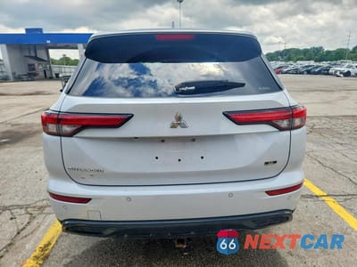 Zdjęcie 6 z 14 samochodu: 2023 MITSUBISHI OUTLANDER SE VIN:JA4J4UA82PZ030914 - miniatura