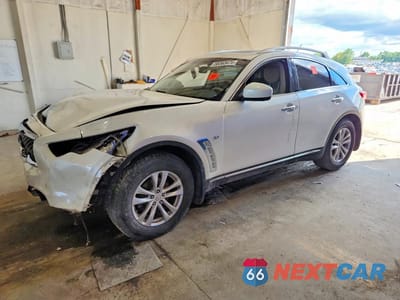 2017 INFINITI QX70 BASE JN8CS1MW9HM410526 - główne zdjęcie licytacji z USA - miniatura