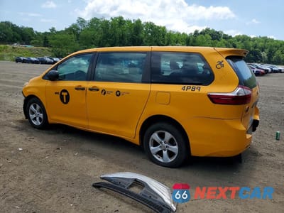 Drugie zdjęcie samochodu z przodu: 2017 TOYOTA SIENNA L 7-PASSENGER VIN:5TDZZ3DC2HS845895 - miniatura