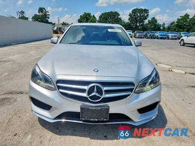 Piąte zdjęcie samochodu w środku: 2014 MERCEDES-BENZ E 350 4MATIC VIN:WDDHF8JBXEA990159 - miniatura