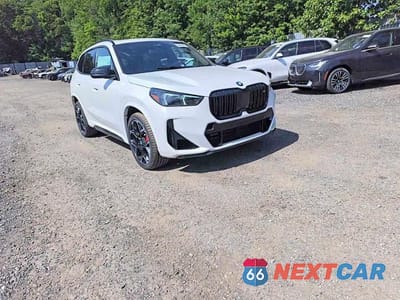 Trzecie zdjęcie samochodu z tyłu: 2026 BMW X1 M35I VIN:WBX13EF09T5562392 - miniatura