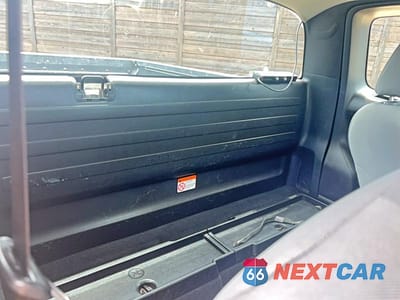 Zdjęcie 6 z 10 samochodu: 2017 TOYOTA TACOMA SR VIN:5TFRX5GN2HX098369 - miniatura