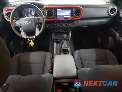 Zdjęcie 8 z 13 samochodu: 2020 TOYOTA TACOMA TRD SPORT VIN:3TMCZ5AN2LM341072 - miniatura