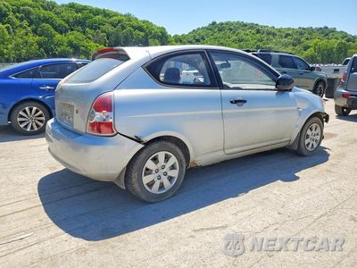 Piąte zdjęcie samochodu w środku: 2011 HYUNDAI ACCENT GL VIN:KMHCM3AC8BU191914 - miniatura