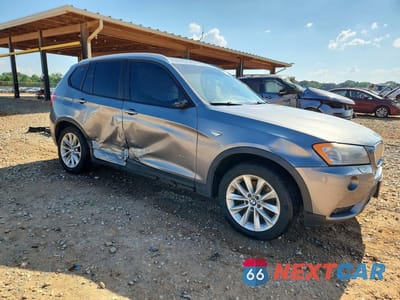 Czwarte zdjęcie samochodu z boku: 2014 BMW X3 XDRIVE28I VIN:5UXWX9C57E0D43267 - miniatura