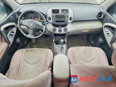 Zdjęcie 8 z 13 samochodu: 2006 TOYOTA RAV4 BASE VIN:JTMZD33V265015132 - miniatura