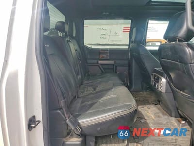 Zdjęcie 10 z 12 samochodu: 2017 FORD F450 SUPER DUTY VIN:1FT8W4DT7HED67778 - miniatura