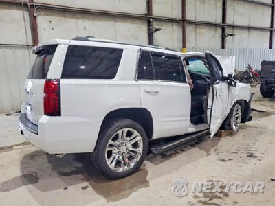 Trzecie zdjęcie samochodu z tyłu: 2020 CHEVROLET TAHOE K1500 PREMIER VIN:1GNSKCKJ0LR193770 - miniatura