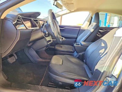 Zdjęcie 7 z 13 samochodu: 2013 TESLA MODEL S VIN:5YJSA1CG6DFP17255 - miniatura