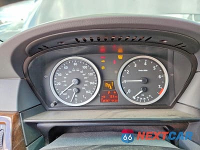 Zdjęcie 9 z 12 samochodu: 2006 BMW 530 XIT VIN:WBANN73556CN02983 - miniatura