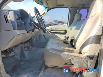 Zdjęcie 7 z 12 samochodu: 2005 FORD F250 SUPER DUTY VIN:1FTSX20515EC09222 - miniatura