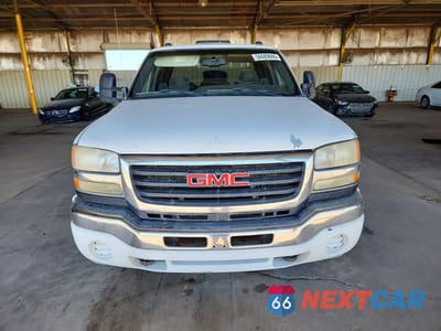 Piąte zdjęcie samochodu w środku: 2006 GMC SIERRA K2500 HEAVY DUTY VIN:1GTHK23D76F150894 - miniatura