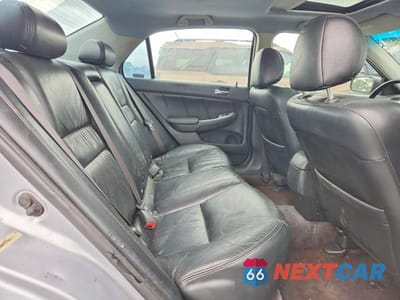 Zdjęcie 10 z 12 samochodu: 2004 HONDA ACCORD EX VIN:1HGCM66504A104741 - miniatura