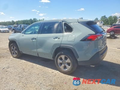 Drugie zdjęcie samochodu z przodu: 2023 TOYOTA RAV4 XLE VIN:2T3W1RFV0PW271886 - miniatura