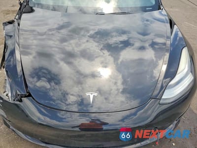 Zdjęcie 11 z 12 samochodu: 2018 TESLA MODEL 3 VIN:5YJ3E1EA3JF175884 - miniatura