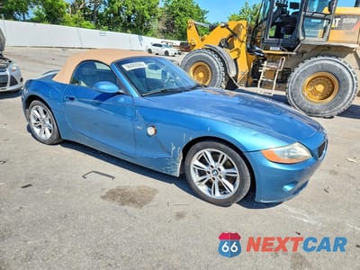 Czwarte zdjęcie samochodu z boku: 2003 BMW Z4 3.0 VIN:4USBT53443LU04248 - miniatura