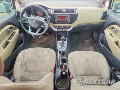 Zdjęcie 8 z 12 samochodu: 2016 KIA RIO LX VIN:KNADM4A39G6573490 - miniatura