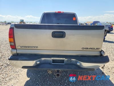 Zdjęcie 6 z 12 samochodu: 2000 CHEVROLET SILVERADO K1500 VIN:1GCEK19T1YE327668 - miniatura