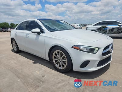 Czwarte zdjęcie samochodu z boku: 2020 MERCEDES-BENZ A 220 VIN:WDD3G4EB0LW042332 - miniatura