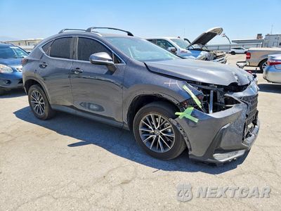 Czwarte zdjęcie samochodu z boku: 2025 LEXUS NX 350H PREMIUM VIN:2T2GKCEZ9SC040373 - miniatura