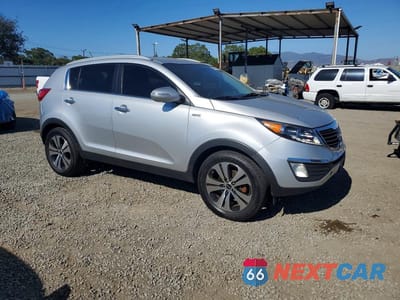 Czwarte zdjęcie samochodu z boku: 2012 KIA SPORTAGE EX VIN:KNDPCCA21C7200307 - miniatura