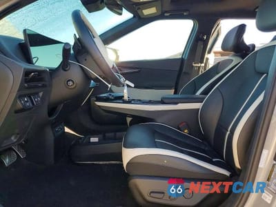 Zdjęcie 7 z 13 samochodu: 2025 KIA EV6 GT LINE VIN:5XYC44JA7SG010151 - miniatura