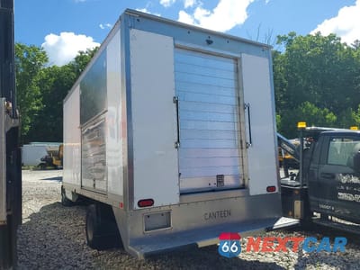 Drugie zdjęcie samochodu z przodu: 2020 CHEVROLET EXPRESS REFRIGERATED DELIVERY TRUCK VIN:1HA6GVCG1LN003374 - miniatura