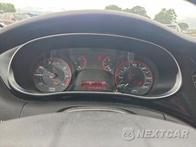 Zdjęcie 9 z 12 samochodu: 2013 DODGE DART SXT VIN:1C3CDFBA9DD185243 - miniatura