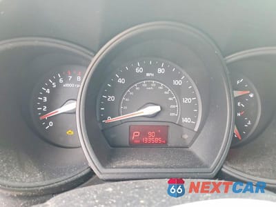 Zdjęcie 9 z 12 samochodu: 2015 KIA RIO LX VIN:KNADM4A37F6467196 - miniatura