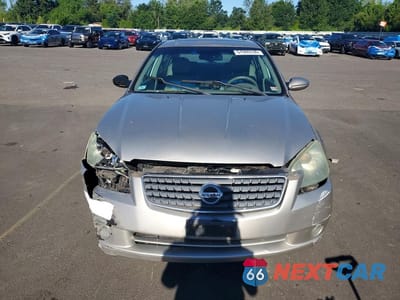 Piąte zdjęcie samochodu w środku: 2005 NISSAN ALTIMA 2.5 VIN:1N4AL11D05N436933 - miniatura