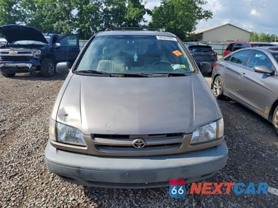 Piąte zdjęcie samochodu w środku: 1999 TOYOTA SIENNA LE VIN:4T3ZF13CXXU166498 - miniatura