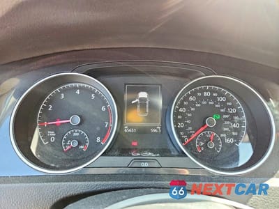 Zdjęcie 9 z 12 samochodu: 2018 VOLKSWAGEN GOLF S VIN:3VWG17AU6JM251350 - miniatura
