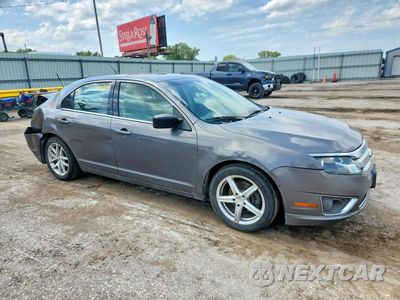 Czwarte zdjęcie samochodu z boku: 2012 FORD FUSION VIN:3FAHP0JG2CR342103 - miniatura