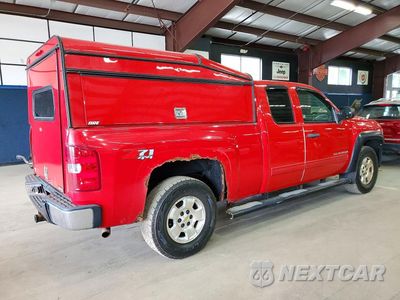 Trzecie zdjęcie samochodu z tyłu: 2010 CHEVROLET SILVERADO K1500 LT VIN:1GCSKSE39AZ170503 - miniatura