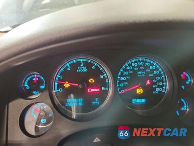 Zdjęcie 9 z 13 samochodu: 2010 CHEVROLET SUBURBAN K1500 LT VIN:1GNUKJE3XAR200490 - miniatura